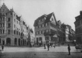 Ansicht des Deutschen Hauses (links am Bildrand) von 1902 mit dem heute fehlendem Spitzdach auf dem rechten Erker
