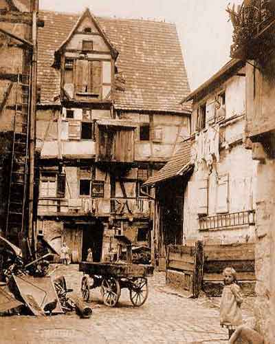 Süßes Löchle (Judengasse) um 1900.jpg