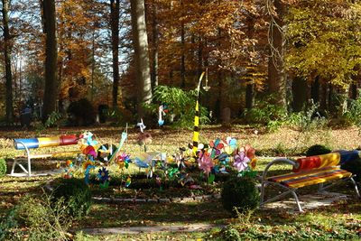 Bergfriedhof Kindergemeinschaftsgrabstätte Schmetterling.jpg